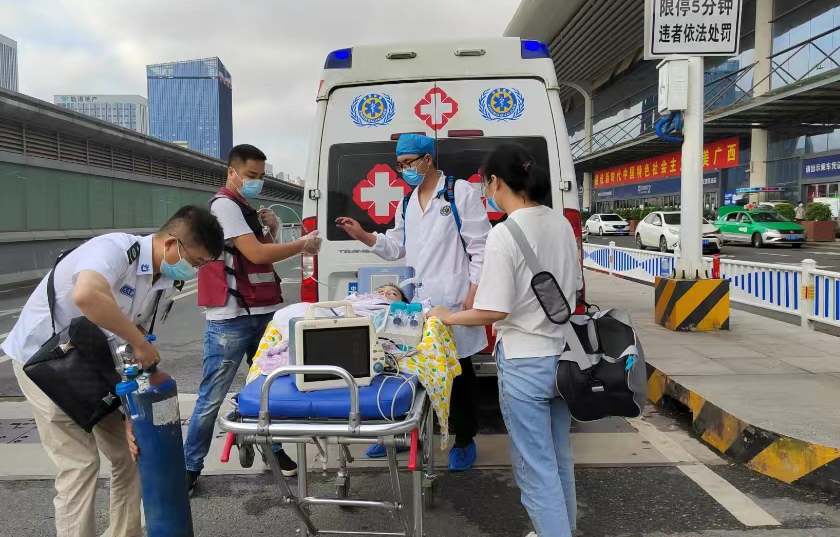 巴塘县救护车出租公司